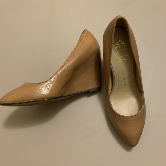 Franco Sarto wedge heel - Size 4 - Picture 2 of 6